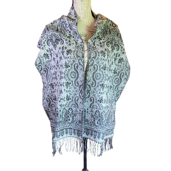 Old Money100% Cashmere Made In Scotland Wrap Mixed Grays Paisley Fringe Scarf - Picture 2 of 8
